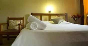 Canon De La Vieja Hotel